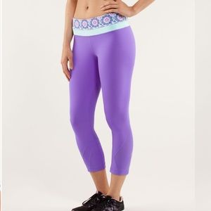 Lululemon Inspire Crops